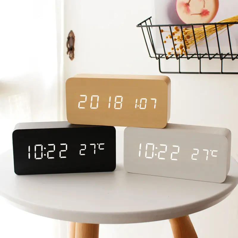 ceas electronic de masa digital din lemn - cadouri barbati