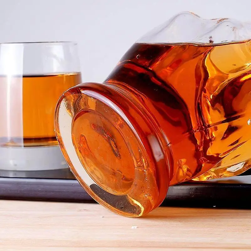 decantor whisky amuzant cu pahare si suport - cadouri barbati